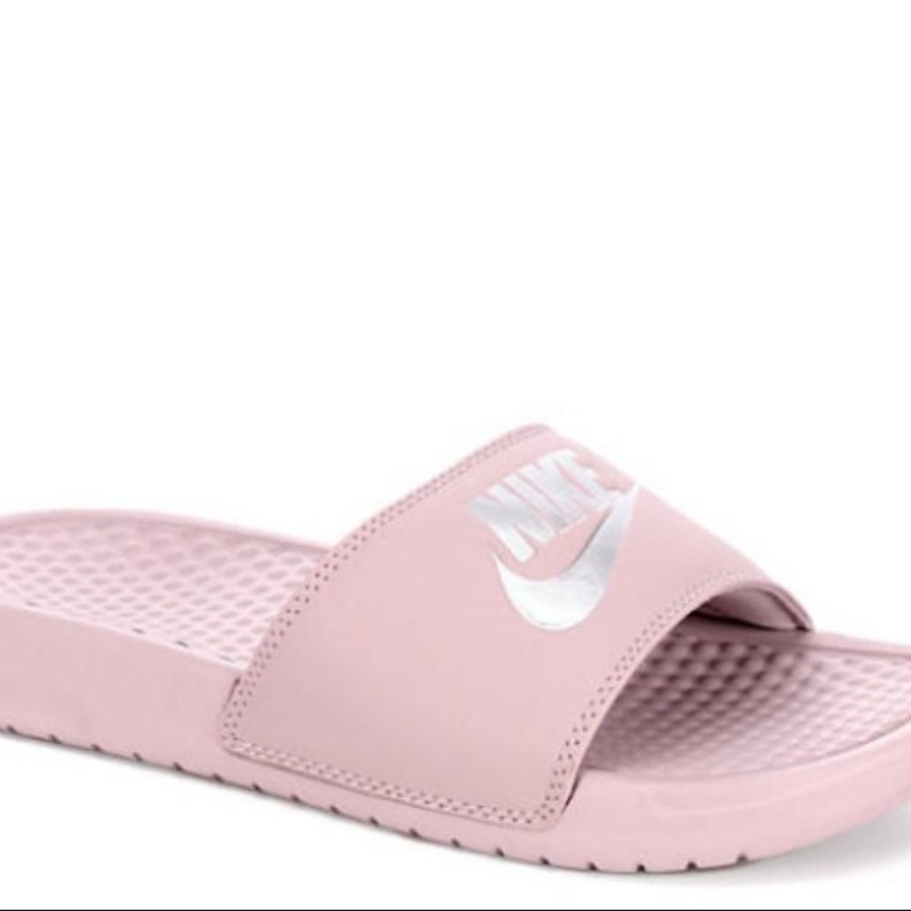 Nike Slides - Picture 3 of 4